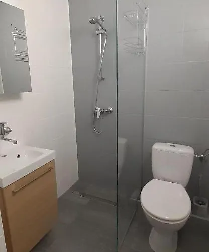 Anna Penzion Oslonino